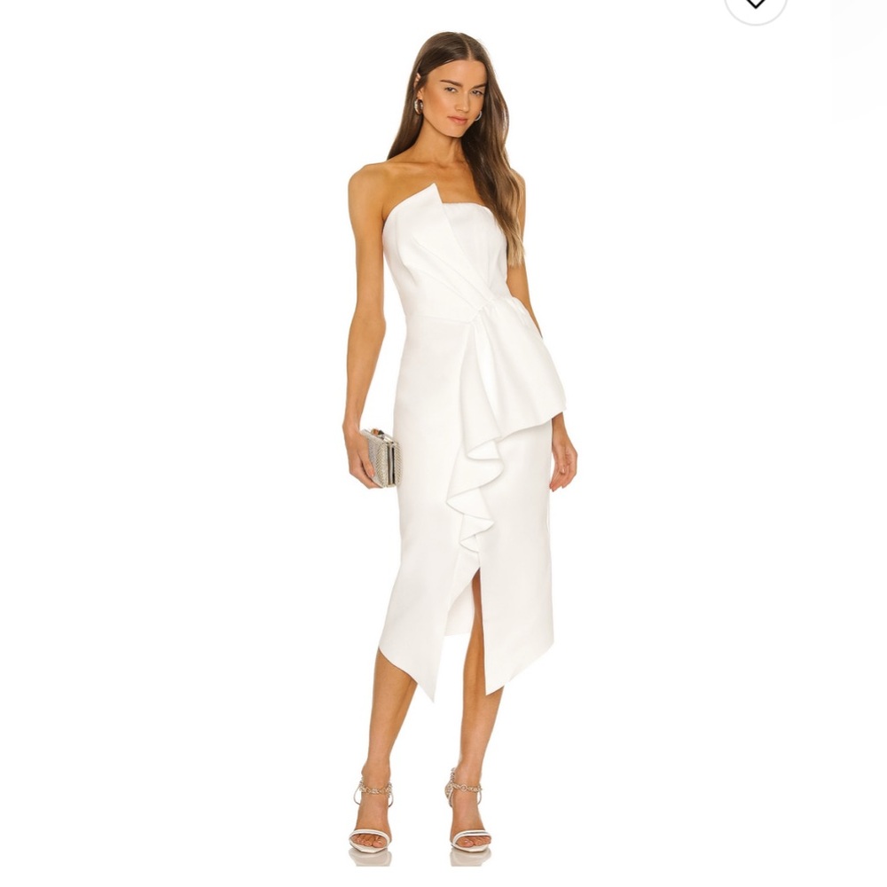 Elegant White Strapless Dress